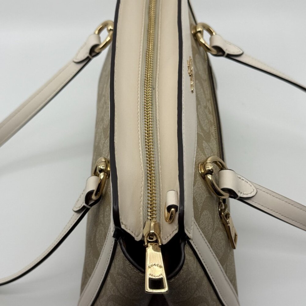 COACH Kailey Carryall In Signature Canvas - Picture 4 of 11